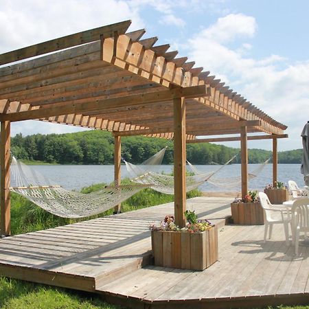 Trillium Resort & Spa Port Sydney Exterior photo