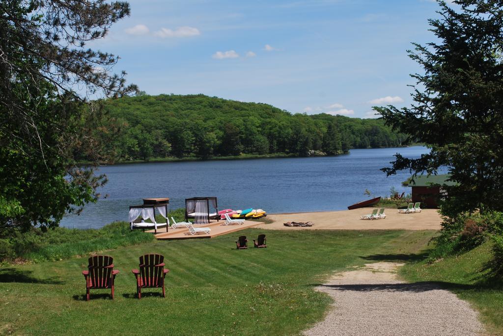 Trillium Resort & Spa Port Sydney Exterior photo